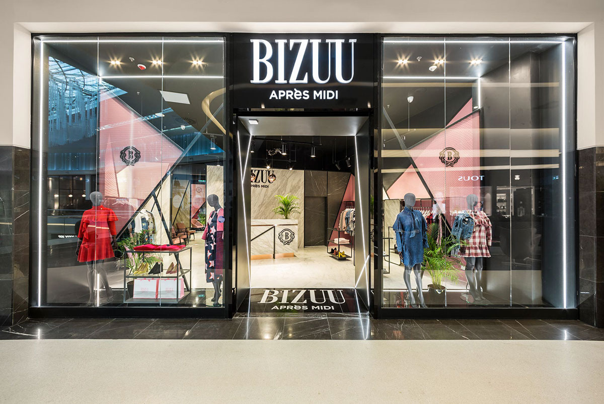 新贵族少妇BIZUU服装品牌的店铺设计思路